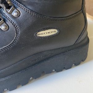 SKETCHERS PLATFORM BOOTS